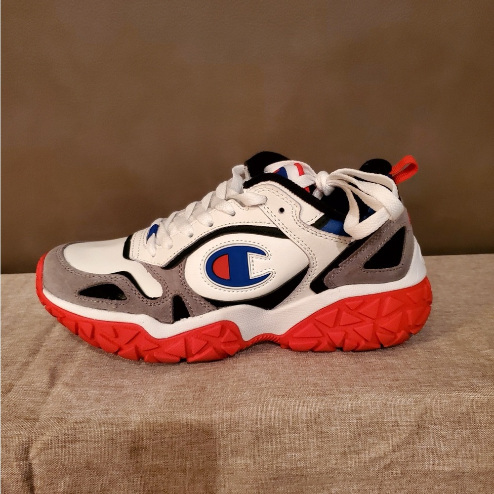 Tennis shoes champion
